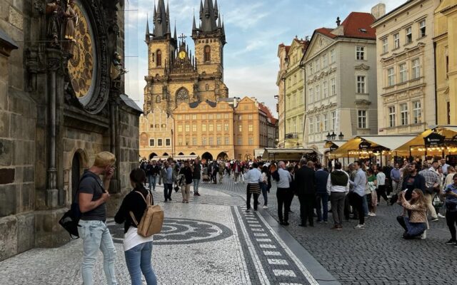 0C40A337-BDD5-4AC7-8F4D-962FE10FBF5F