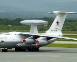 Berijev A-50 na lotnisku we Władywostoku, zdjecie poglądowe | fot. Cantiana na licencji CC BY-SA 4.0