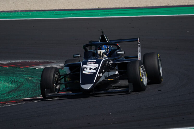 Kacper Sztuka, US Racing