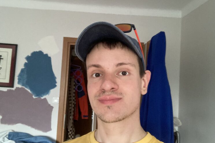 Łukasz Sakowski, bloger, totylkoteoria.pl