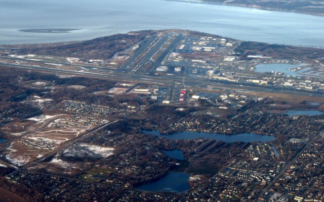 Ted Stevens Anchorage International Airport / Fot. Frank K. , Wikimedia Commons