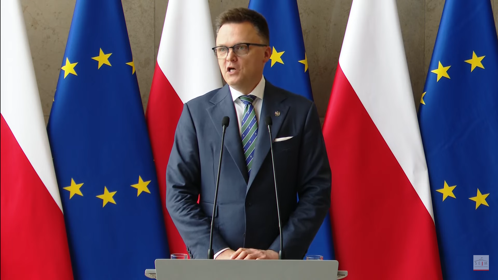 Upada model partii opierających się na popularności jednej osoby - mówi prezes Ogólnopolskiej Grupy Badawczej.